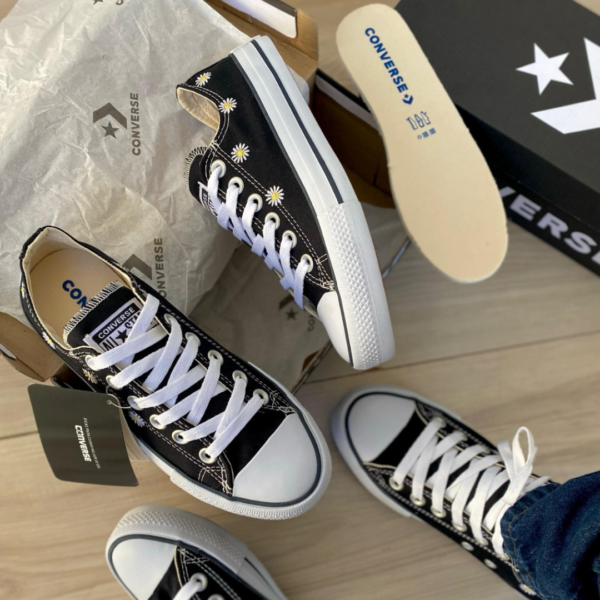 Converse ALLSTAR bajas Negro flores Linea premium - Image 2