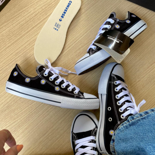Converse ALLSTAR bajas Negro flores Linea premium - Image 3